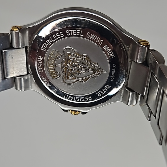 Authentic Gucci Watch 9040 M Mens Dial Quartz Two-Tone Link Date Watch - Picture 15 of 16